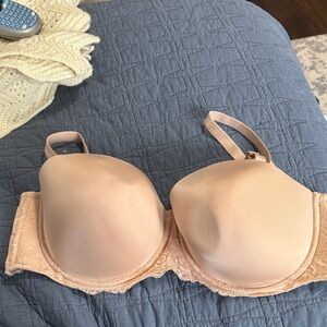 Torrid 44 DDD Elegant Lace Trimmed Bra in Nude removable straps/strapless
